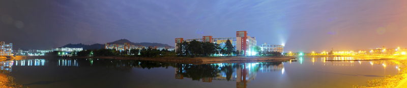 学院夜景.jpg